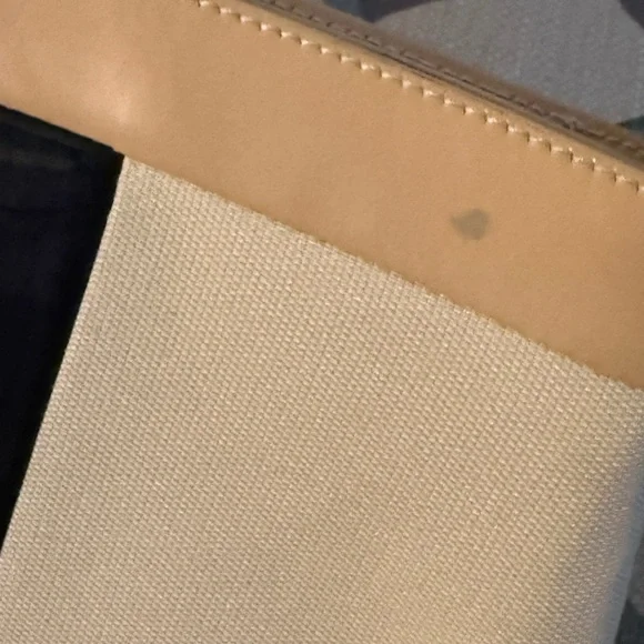 Gucci Canvas Tote Bag – Beige & Black Stripe with Gold Logo - Picture 14 of 15